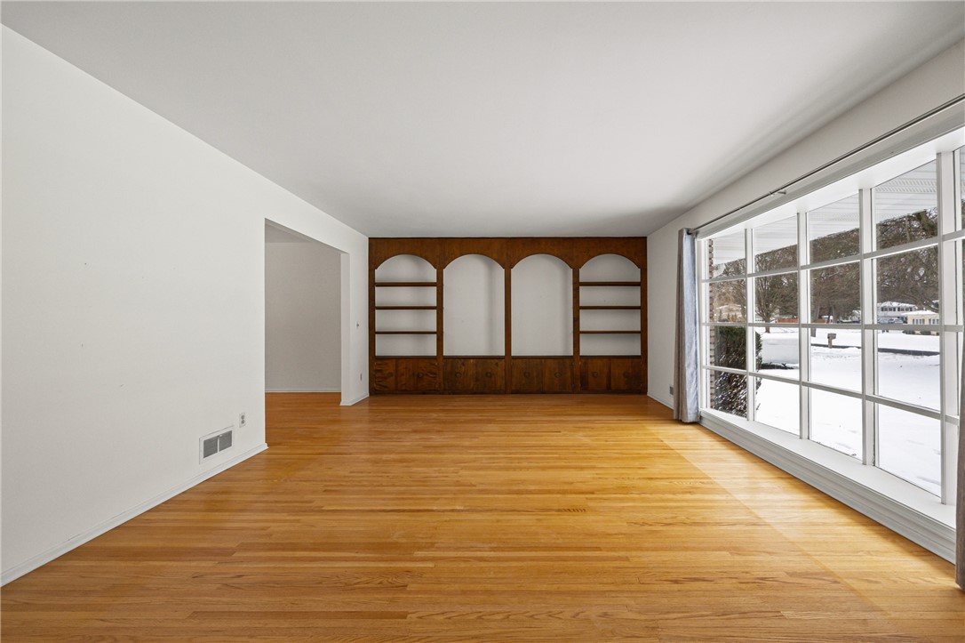 59 Callingham Road Pittsford, NY 14534 - Photo 14 of 40