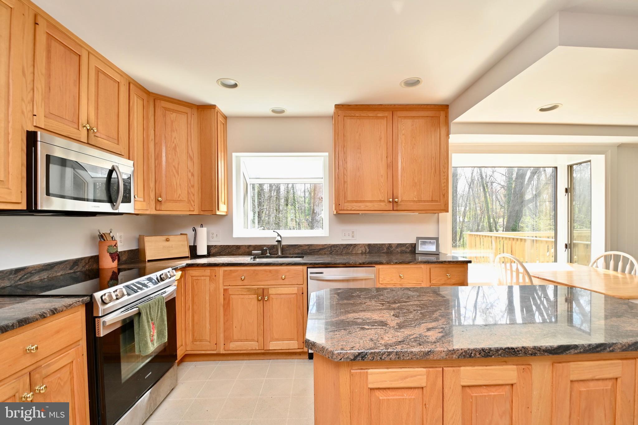 8701 Gateshead Road Alexandria, VA 22309 - Photo 14 of 41 Kitchen 4th View