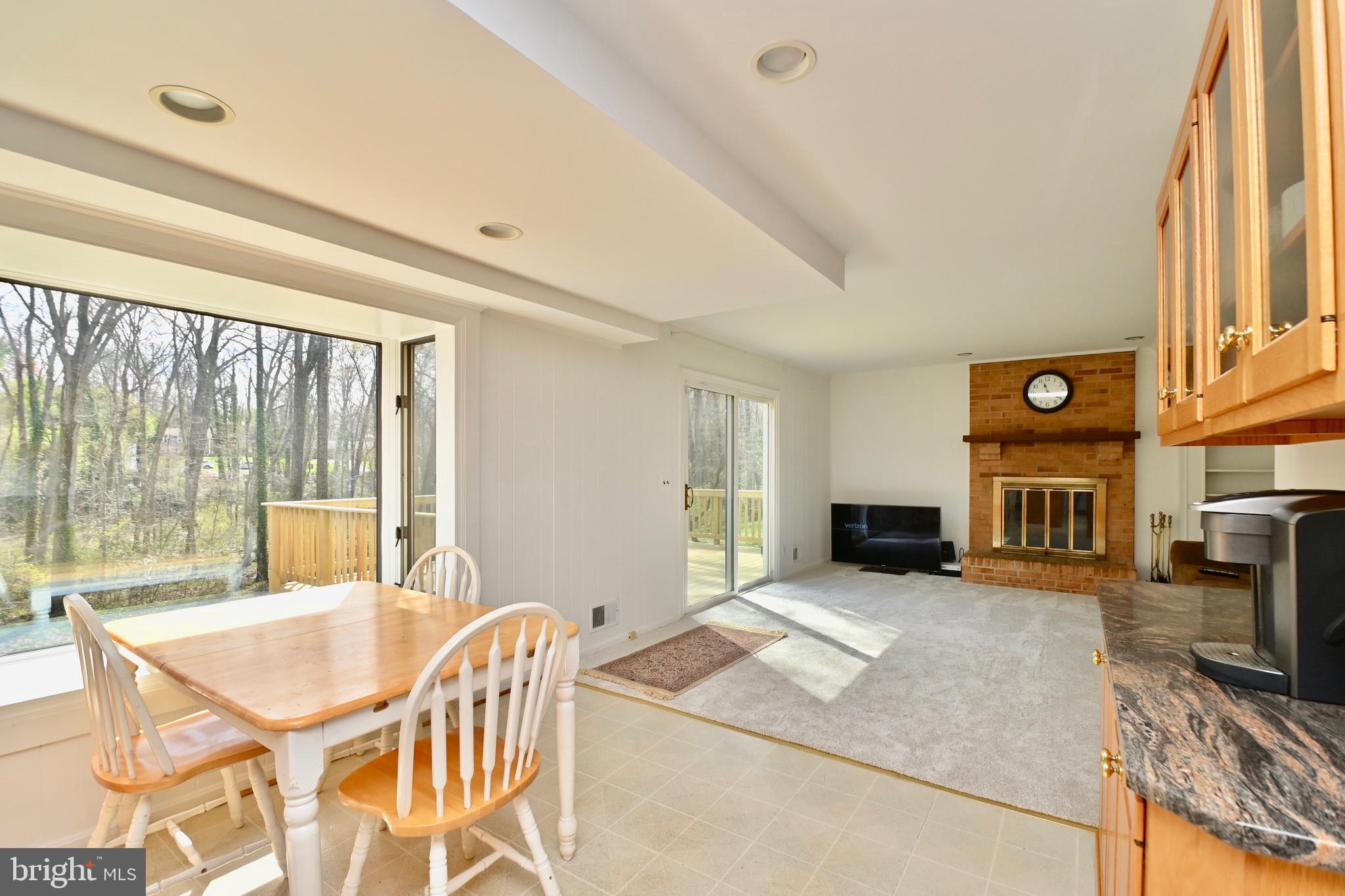 8701 Gateshead Road Alexandria, VA 22309 - Photo 19 of 41 Breakfast Nook 3rd View