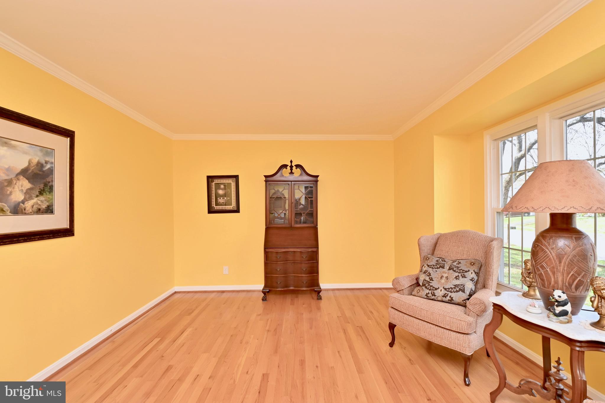 8701 Gateshead Road Alexandria, VA 22309 - Photo 7 of 41 Living Room 2nd View