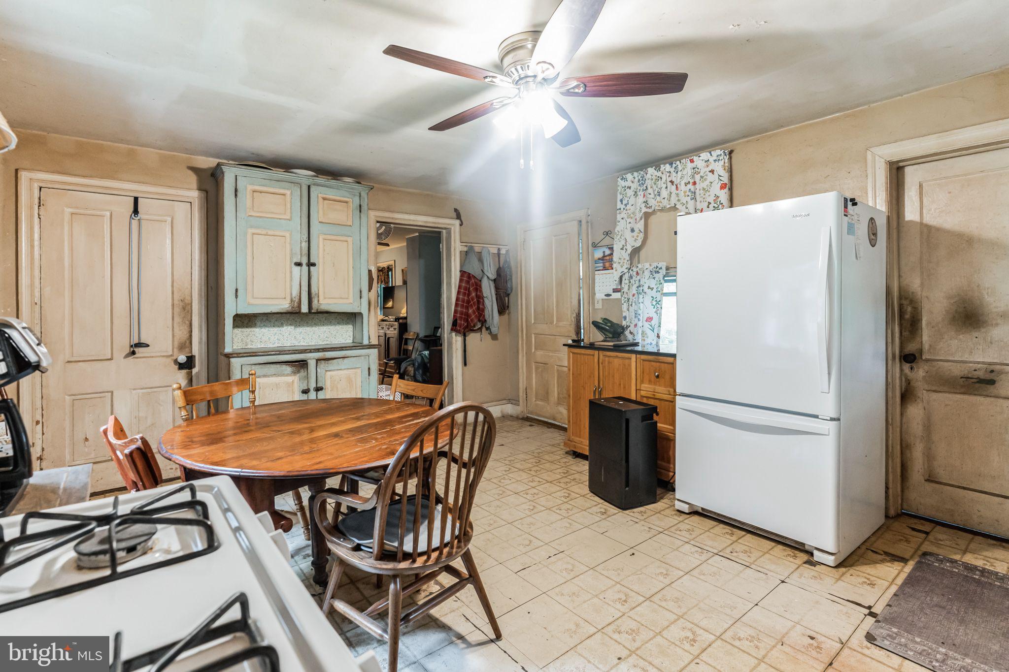 1757 Shadyside Road Downingtown, PA 19335 - Photo 8 of 41 Kitchen