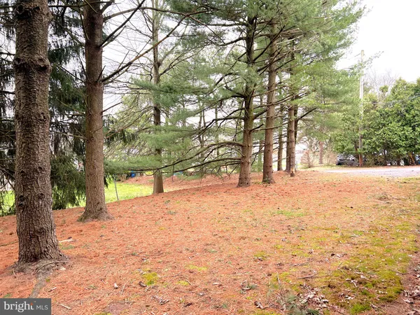 $1,750 | 804 North 7th Street, Perkasie, PA 18944