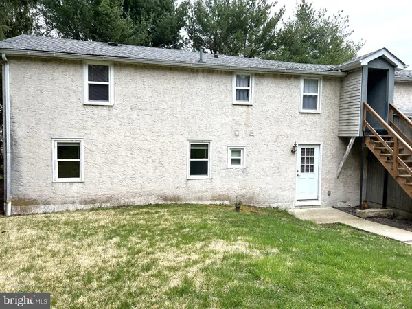 $1,750 | 804 North 7th Street, Perkasie, PA 18944