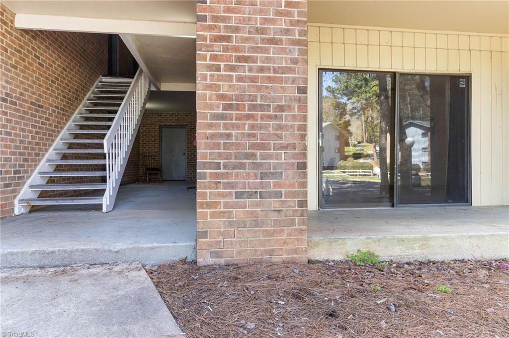 1110 Schaub Drive, Unit B Raleigh, NC 27606 - Photo 20 of 23