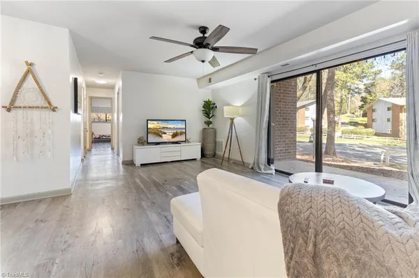 $189,500 | 1110 Schaub Drive, Unit B, Raleigh, NC 27606