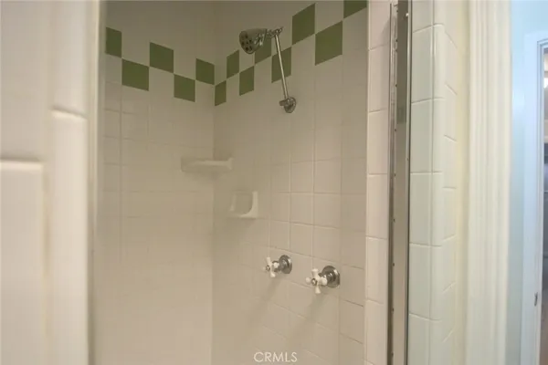 $3,100 | 126 8th Street, Unit B, Hermosa Beach, CA 90254