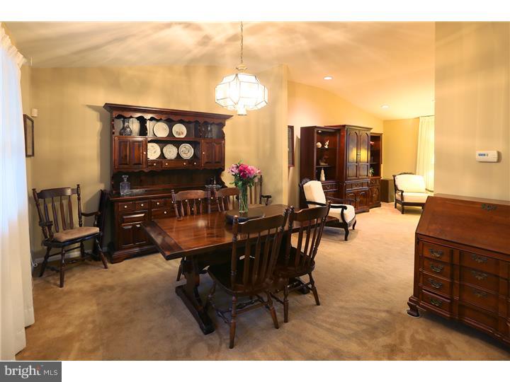 978 Williamson Road Horsham, PA 19044 - Photo 5 of 23 Gallery Image 5