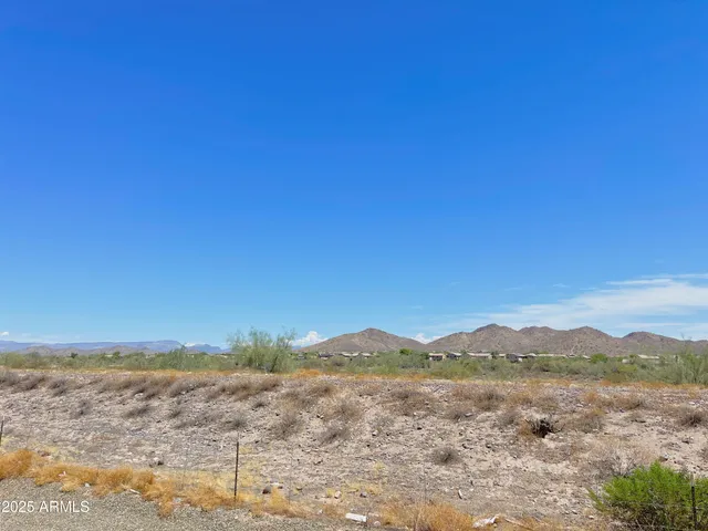 $1,995 | 28065 North 28th Drive, Phoenix, AZ 85085