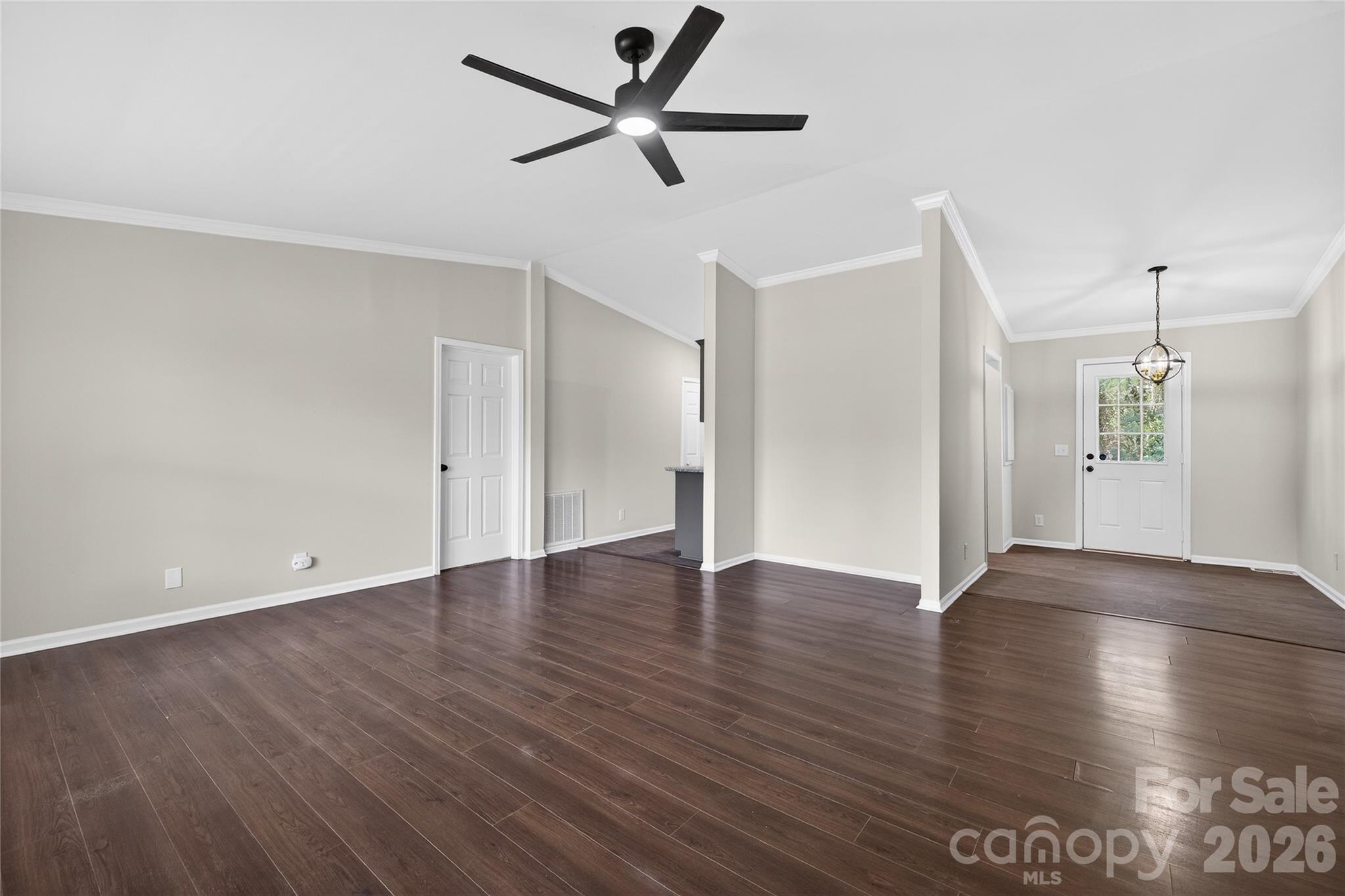 5000 Kerr Lane Charlotte, NC 28216 - Photo 5 of 27 Gallery Image 5