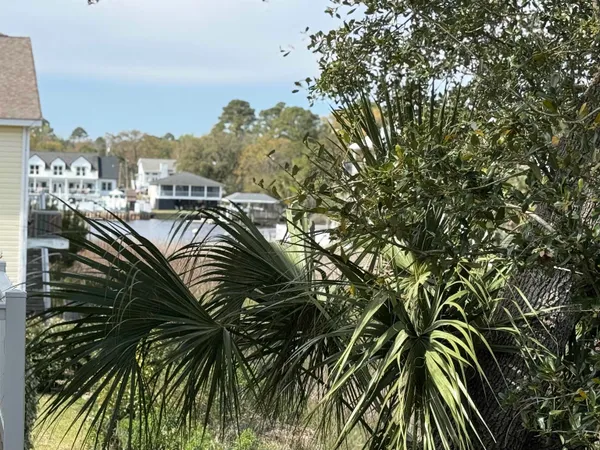 $2,500 | 1708 25th Avenue North, North Myrtle Beach, SC 29582