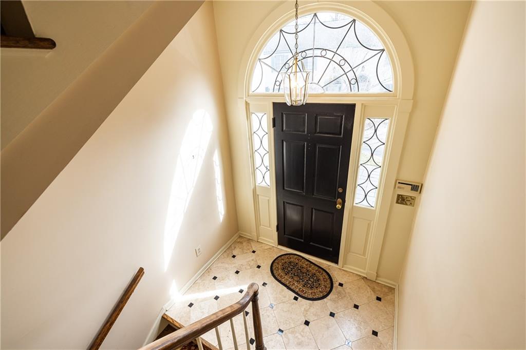 27 Mooregate Square Northwest Atlanta, GA 30327 - Photo 23 of 37