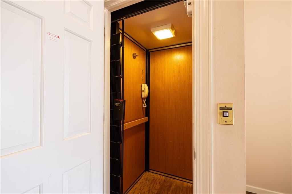 27 Mooregate Square Northwest Atlanta, GA 30327 - Photo 24 of 37