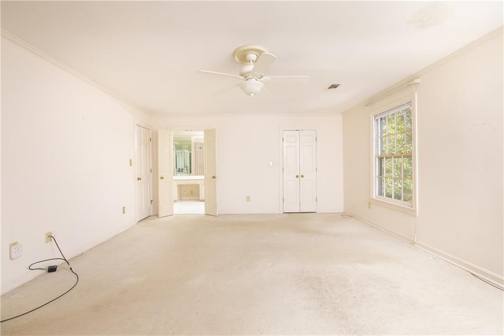 27 Mooregate Square Northwest Atlanta, GA 30327 - Photo 29 of 37