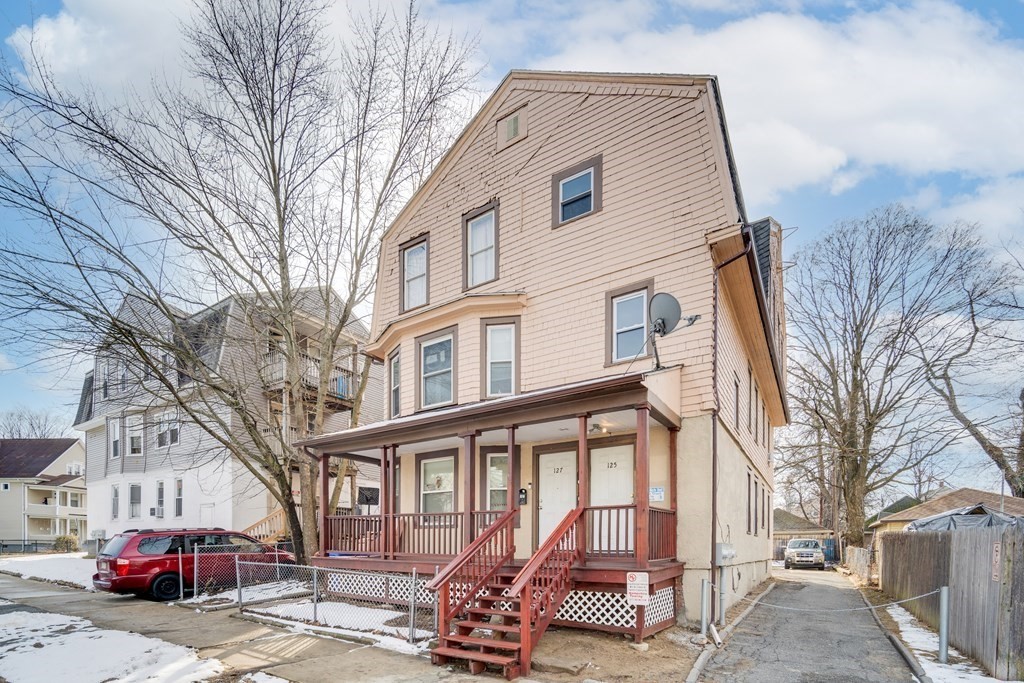 125-127 Alderman Street Springfield, MA 01108 - Photo 1 of 22 Gallery Image 1