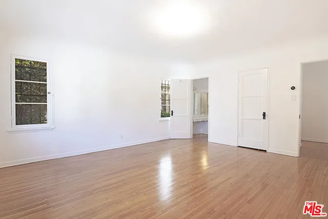 $6,250 | 1040 South Alfred Street, Los Angeles, CA 90035