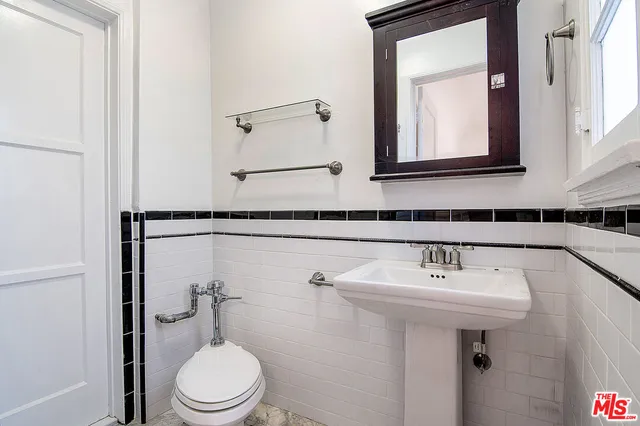 $6,250 | 1040 South Alfred Street, Los Angeles, CA 90035