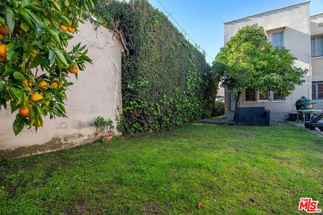 $6,250 | 1040 South Alfred Street, Los Angeles, CA 90035