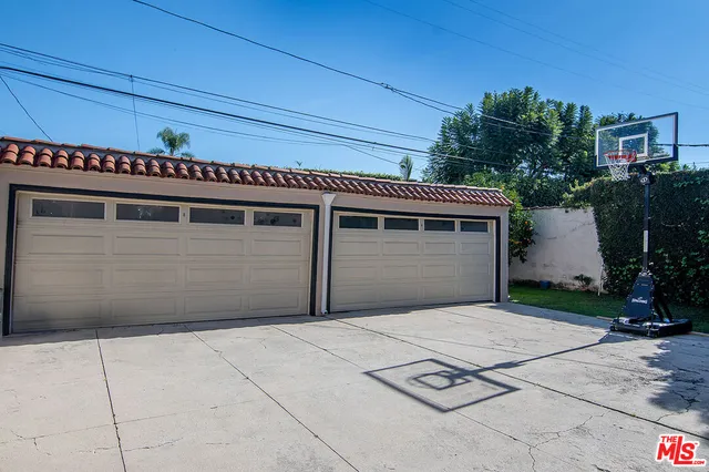 $6,250 | 1040 South Alfred Street, Los Angeles, CA 90035