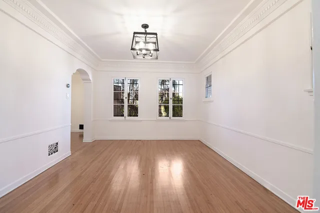 $6,250 | 1040 South Alfred Street, Los Angeles, CA 90035