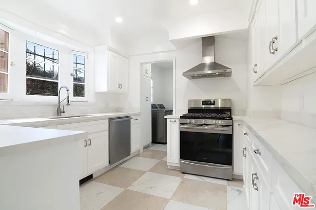 $6,250 | 1040 South Alfred Street, Los Angeles, CA 90035