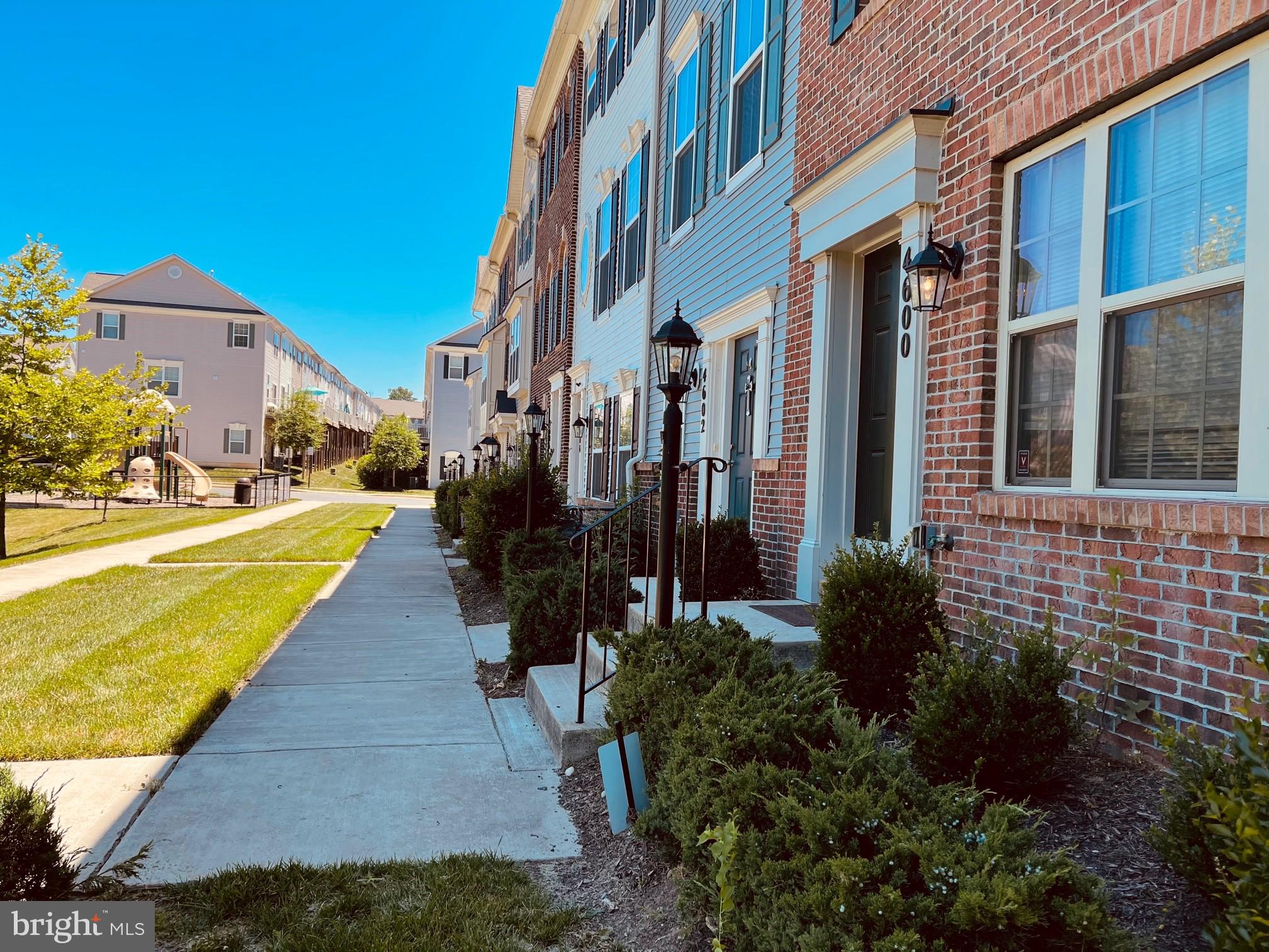 4600 Potomac Highlands Circle Triangle, VA 22172 - Photo 2 of 33 Tot lot just steps away!