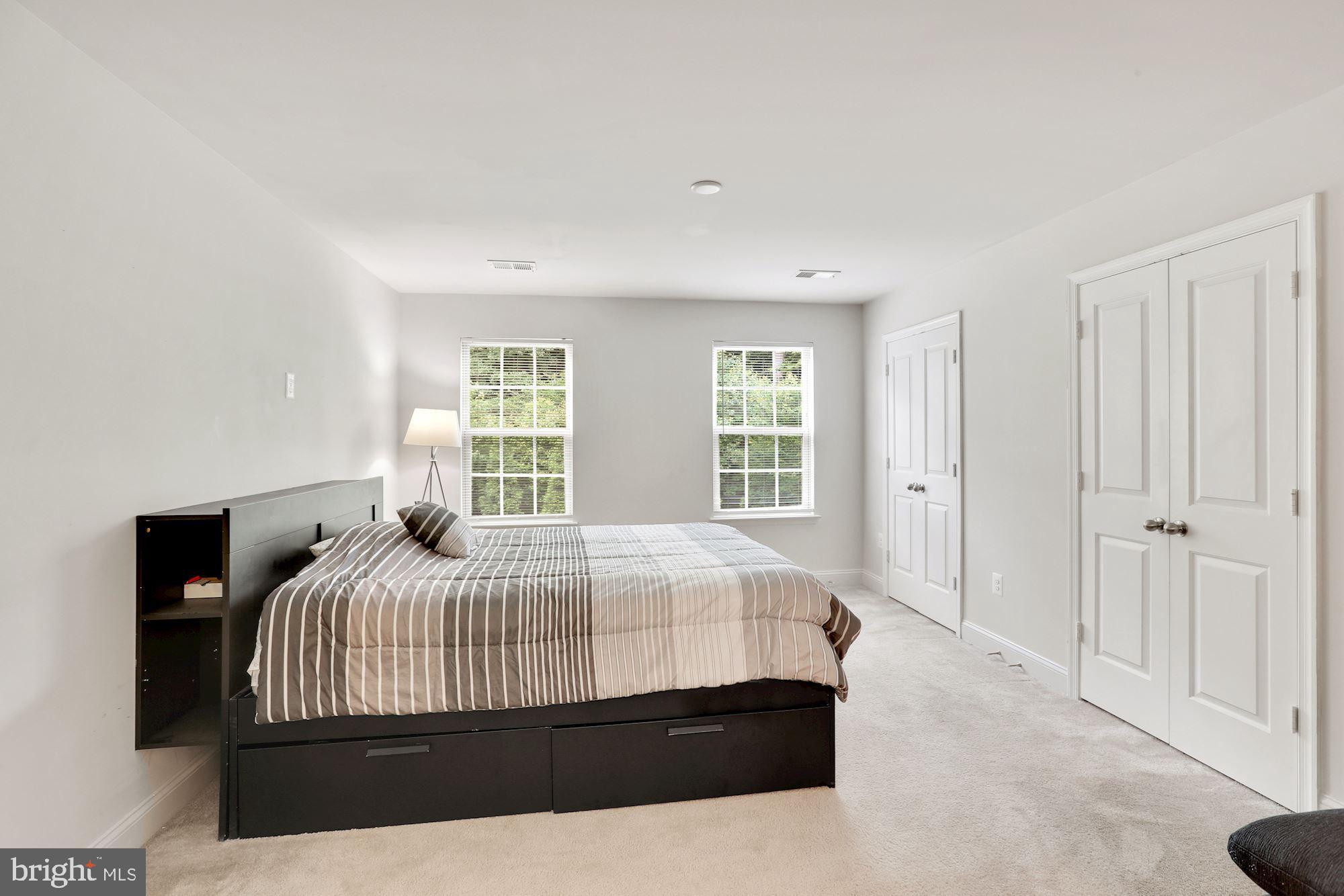 4600 Potomac Highlands Circle Triangle, VA 22172 - Photo 15 of 33 HUGE Primary bedroom w/his/her closets