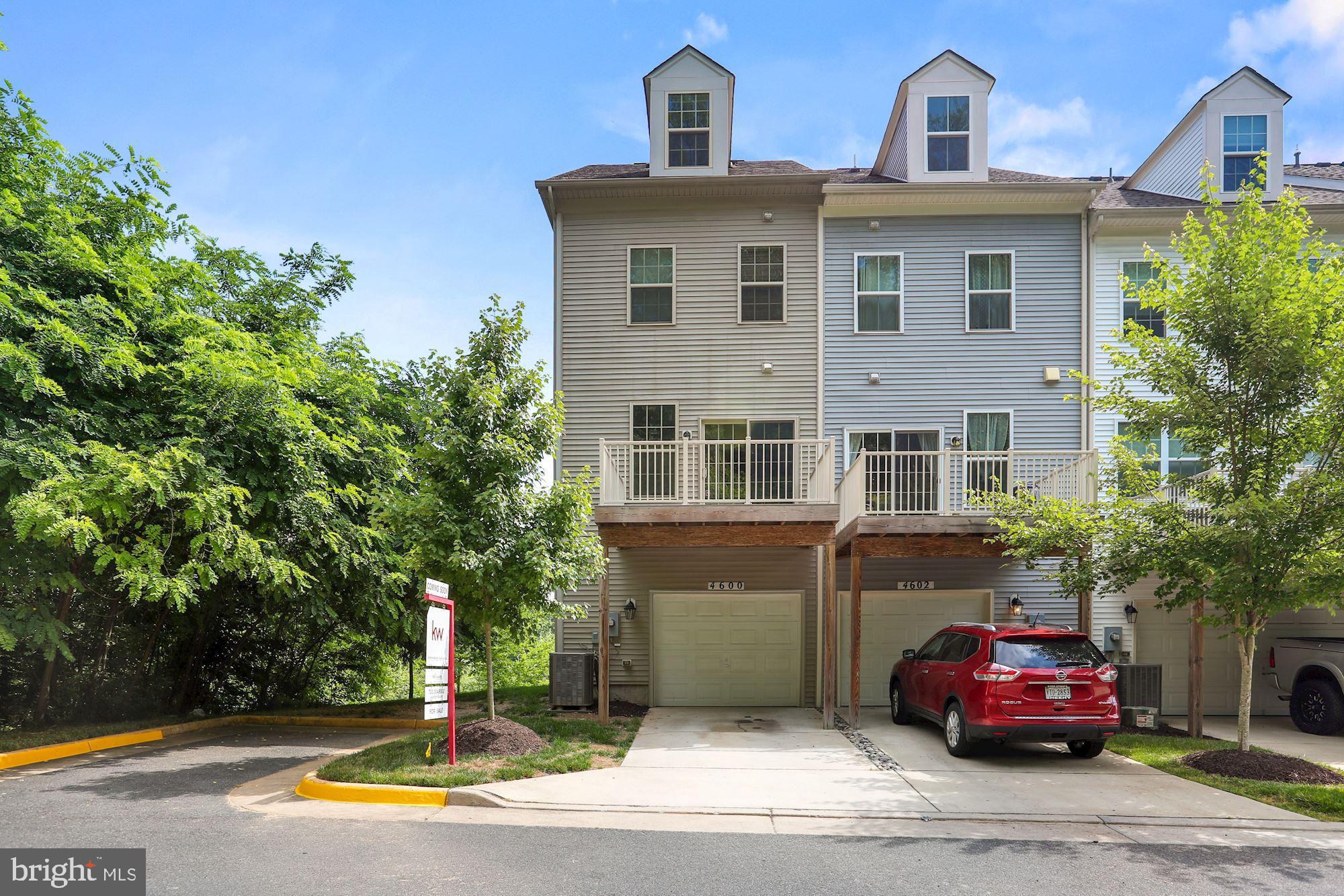 4600 Potomac Highlands Circle Triangle, VA 22172 - Photo 30 of 33 1 car garage + 1 car driveway + Visitor parking!!!