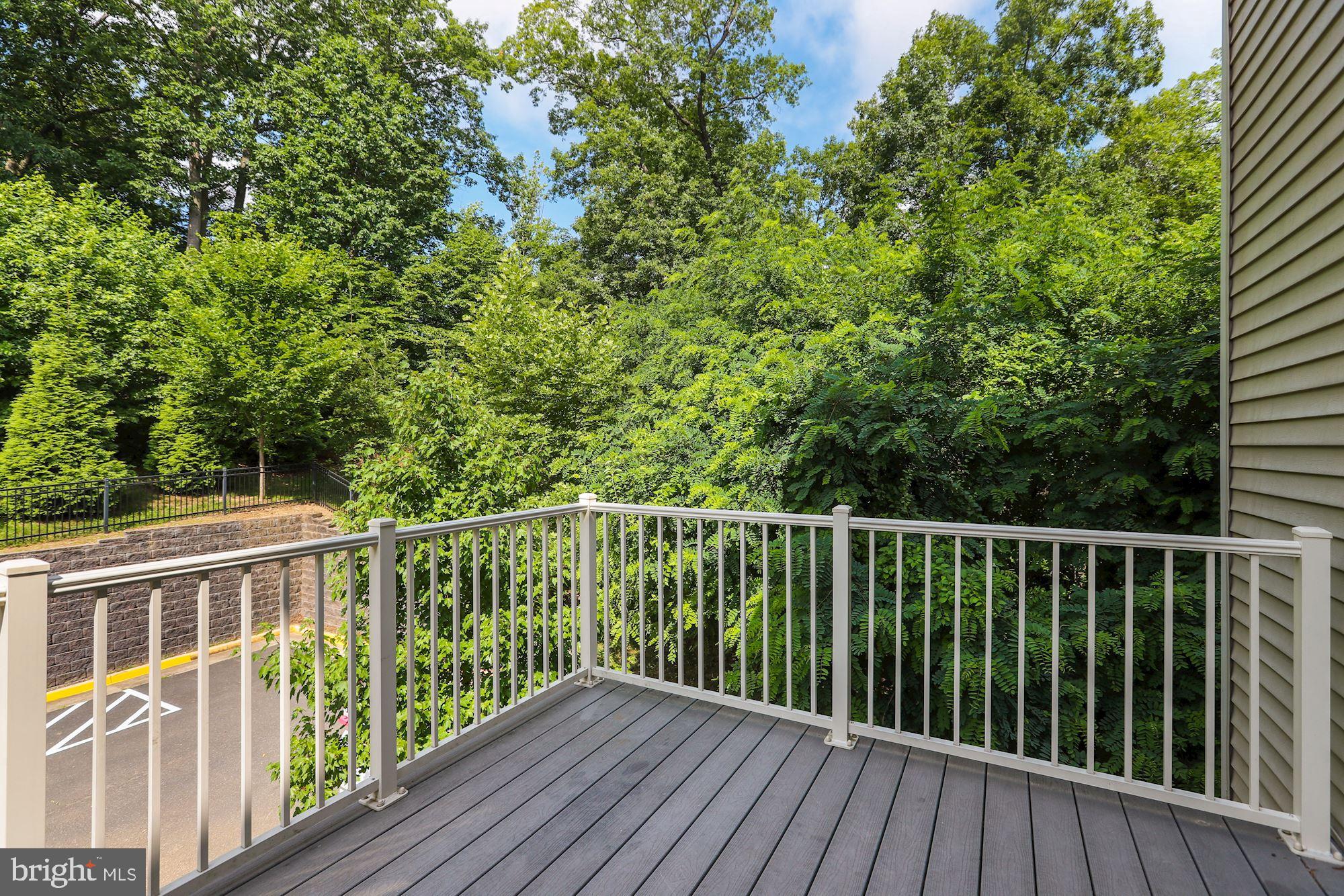 4600 Potomac Highlands Circle Triangle, VA 22172 - Photo 31 of 33 Imagine-you, your coffee, and the birds in the a.m