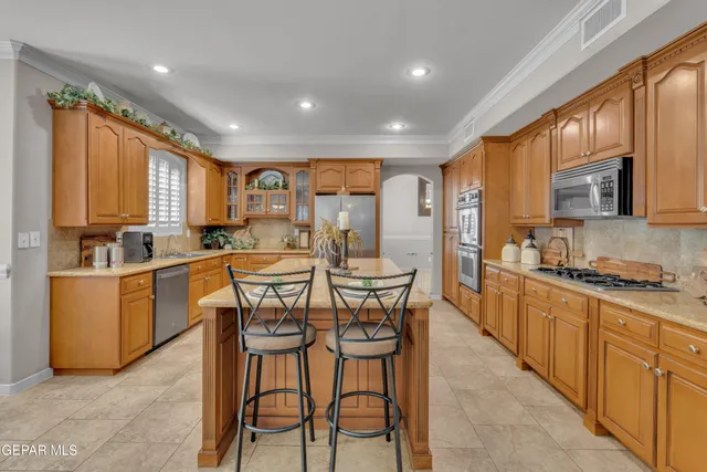 $545,950 | 6324 Franklin View Drive, El Paso, TX 79912