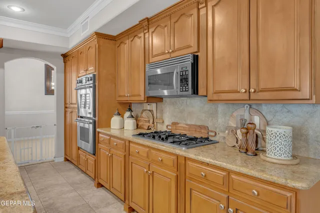 $545,950 | 6324 Franklin View Drive, El Paso, TX 79912