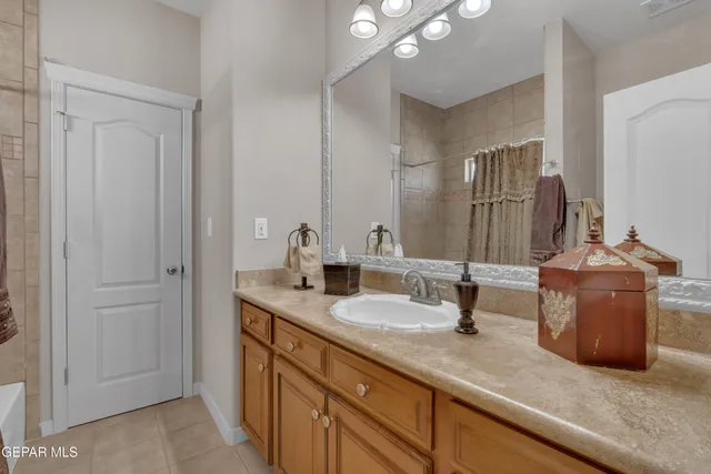 $545,950 | 6324 Franklin View Drive, El Paso, TX 79912