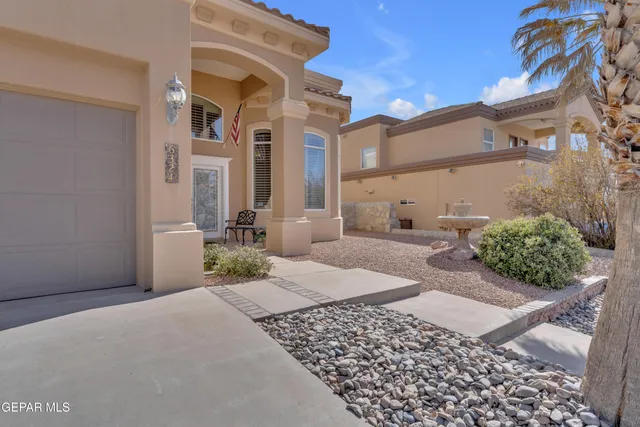$545,950 | 6324 Franklin View Drive, El Paso, TX 79912