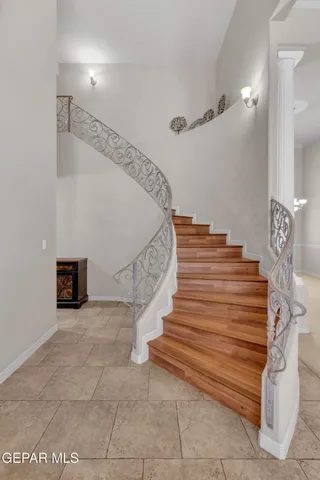 $545,950 | 6324 Franklin View Drive, El Paso, TX 79912