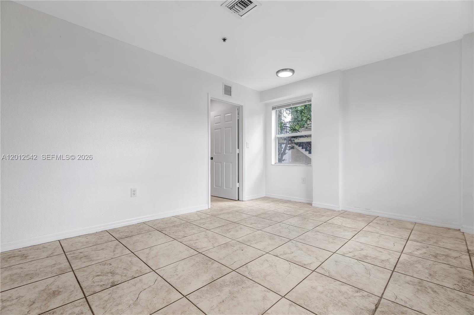 520 Southwest 5th Street, Unit 304 Miami, FL 33130 - Photo 17 of 37