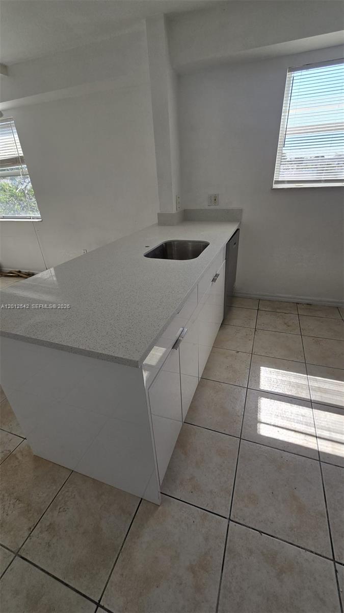 520 Southwest 5th Street, Unit 304 Miami, FL 33130 - Photo 4 of 37