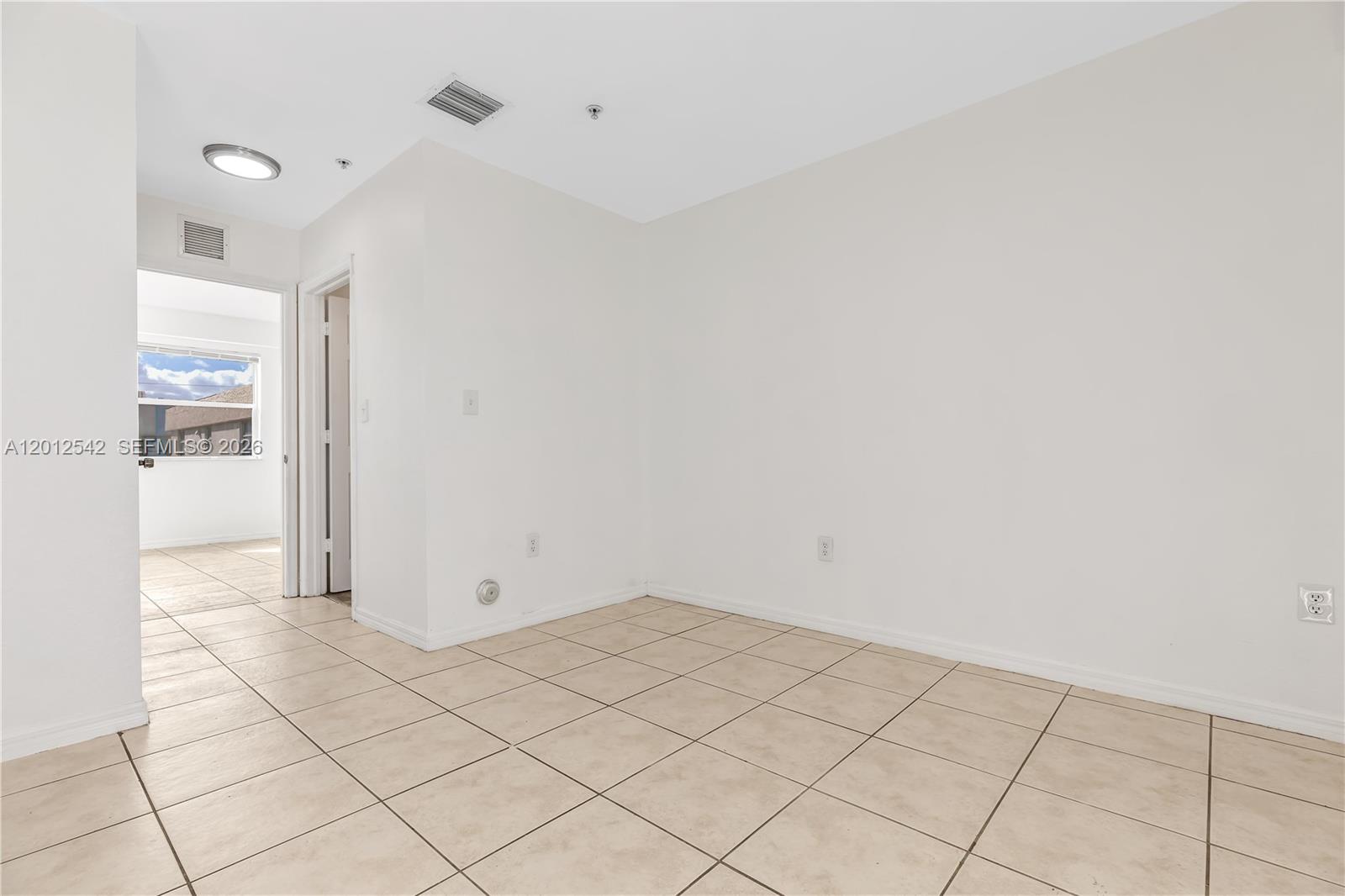 520 Southwest 5th Street, Unit 304 Miami, FL 33130 - Photo 9 of 37