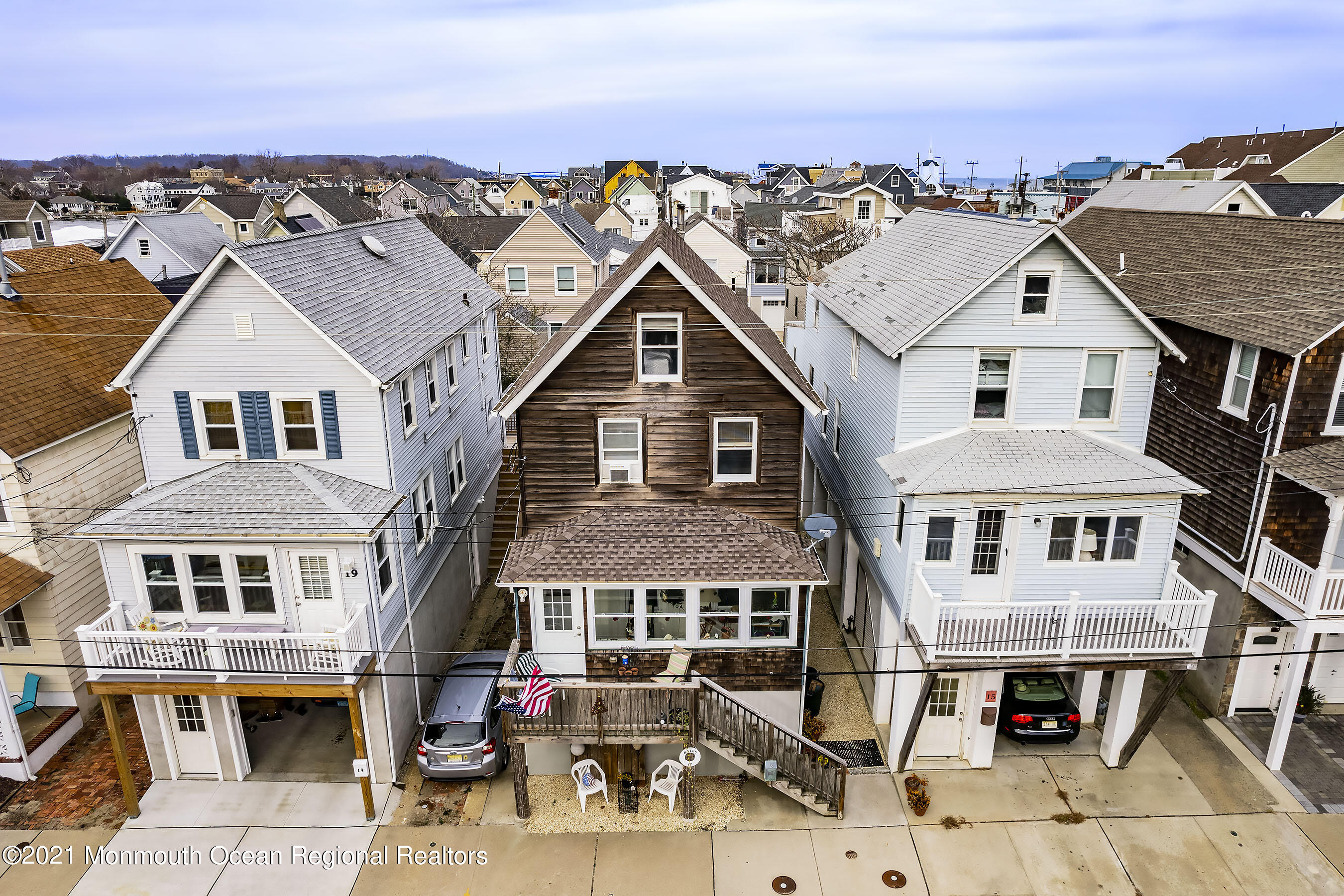 17 Center Street Sea Bright, NJ 07760 - Photo 20 of 23 an aerial view of a house with a big yard