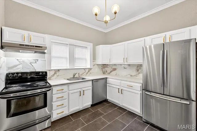 $179,900 | 7721 Michigan Avenue, St. Louis, MO 63111