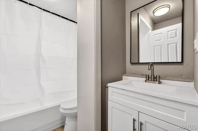 $179,900 | 7721 Michigan Avenue, St. Louis, MO 63111