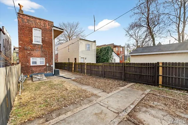 $179,900 | 7721 Michigan Avenue, St. Louis, MO 63111