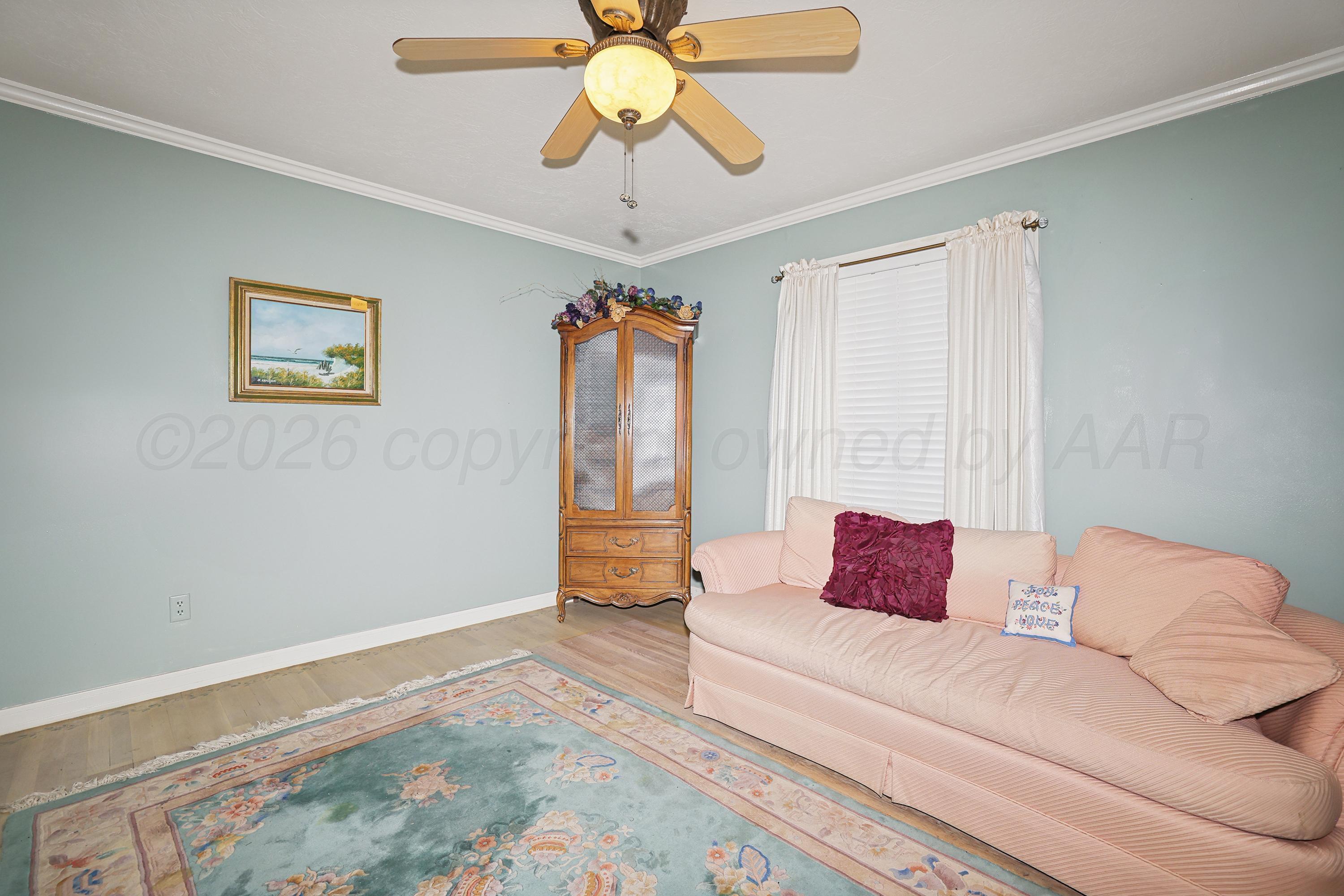 2202 South Travis Street Amarillo, TX 79109 - Photo 23 of 32 25-3rd Bedroom