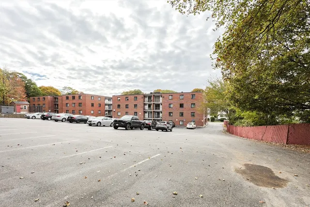 $269,000 | 141 Pierce Street, Unit 25, Malden, MA 02148