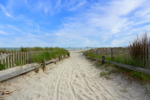 a view of balcony with city view