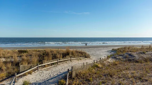 a picture of city view