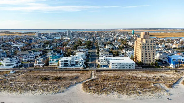 $323,000 | 111 South Dudley Avenue, Unit 108, Ventnor City, NJ 08406