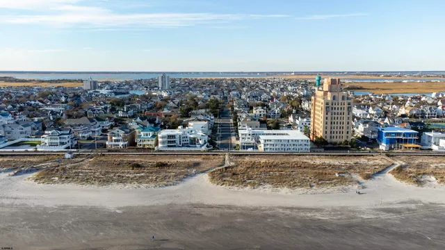 $323,000 | 111 South Dudley Avenue, Unit 108, Ventnor City, NJ 08406