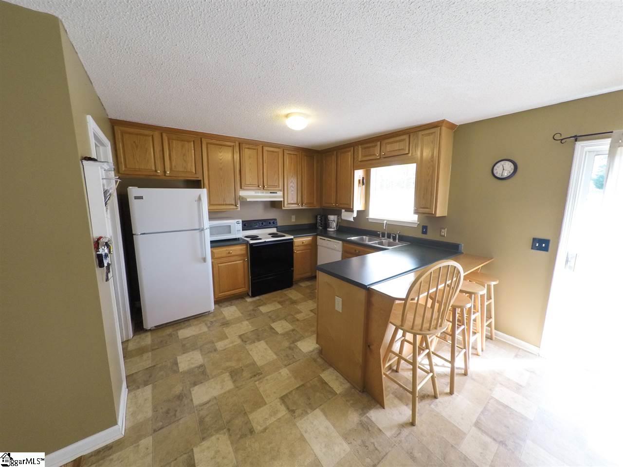 2125 Reedy Fork Road Pelzer, SC 29669 - Photo 11 of 31