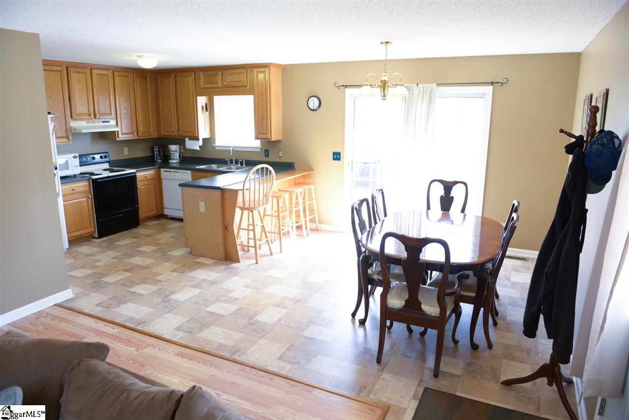 2125 Reedy Fork Road Pelzer, SC 29669 - Photo 8 of 31