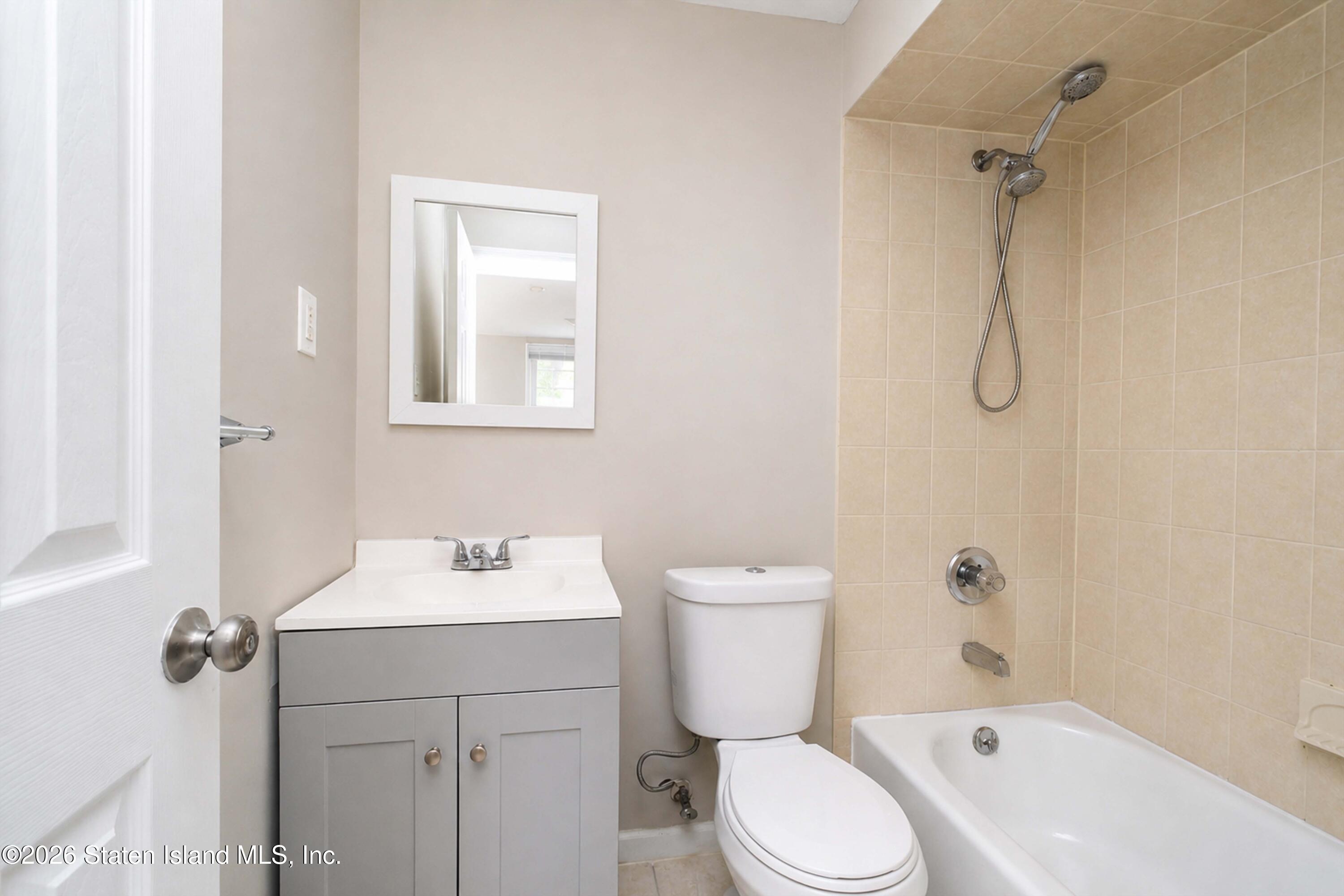 355 Willowbrook Road Staten Island, NY 10314 - Photo 29 of 31 Photo Feb 23 2022, 12 05 03 AM