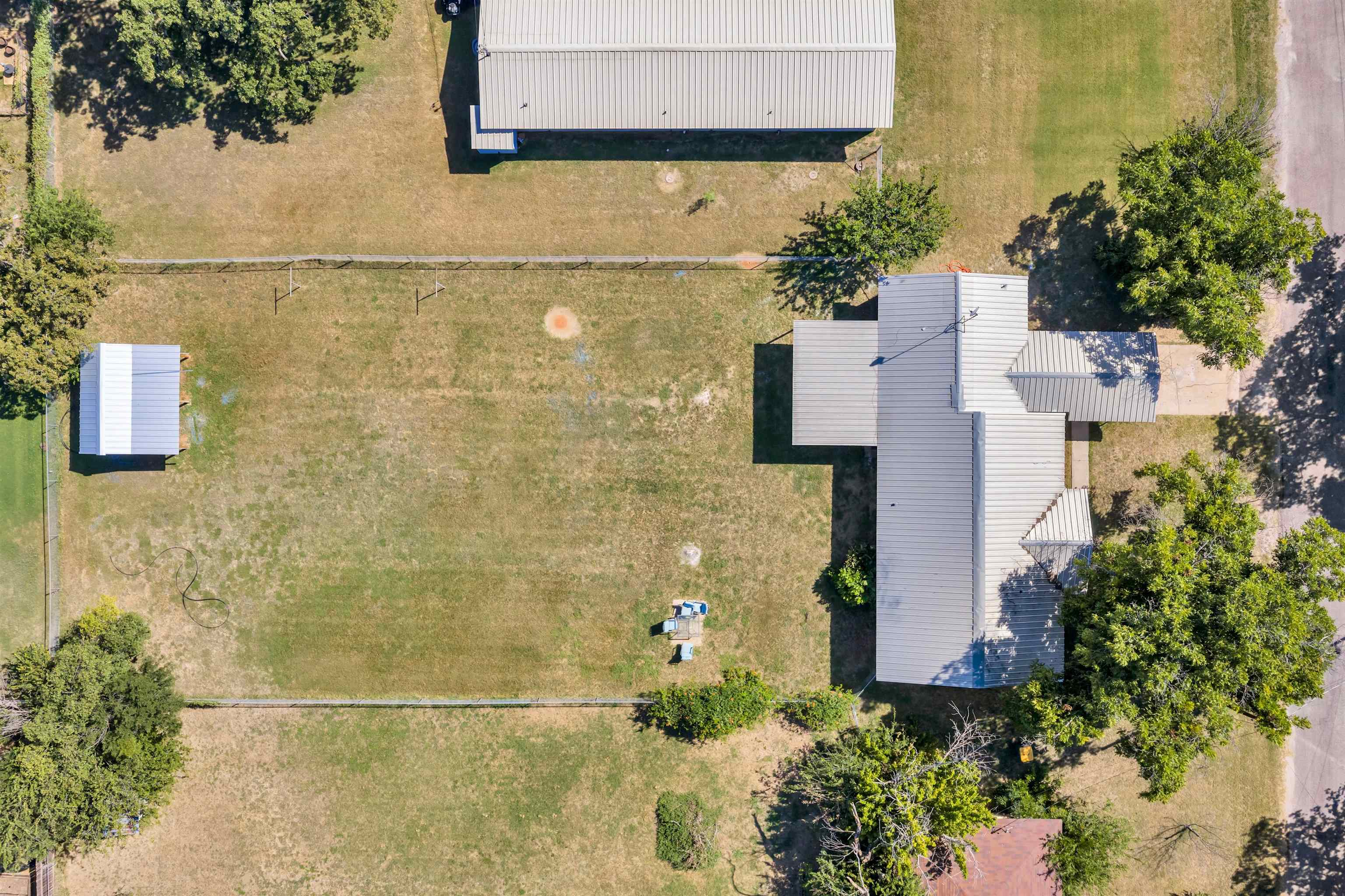 210 Robin Road Highland Haven, TX 78654 - Photo 28 of 35 Gallery Image 28